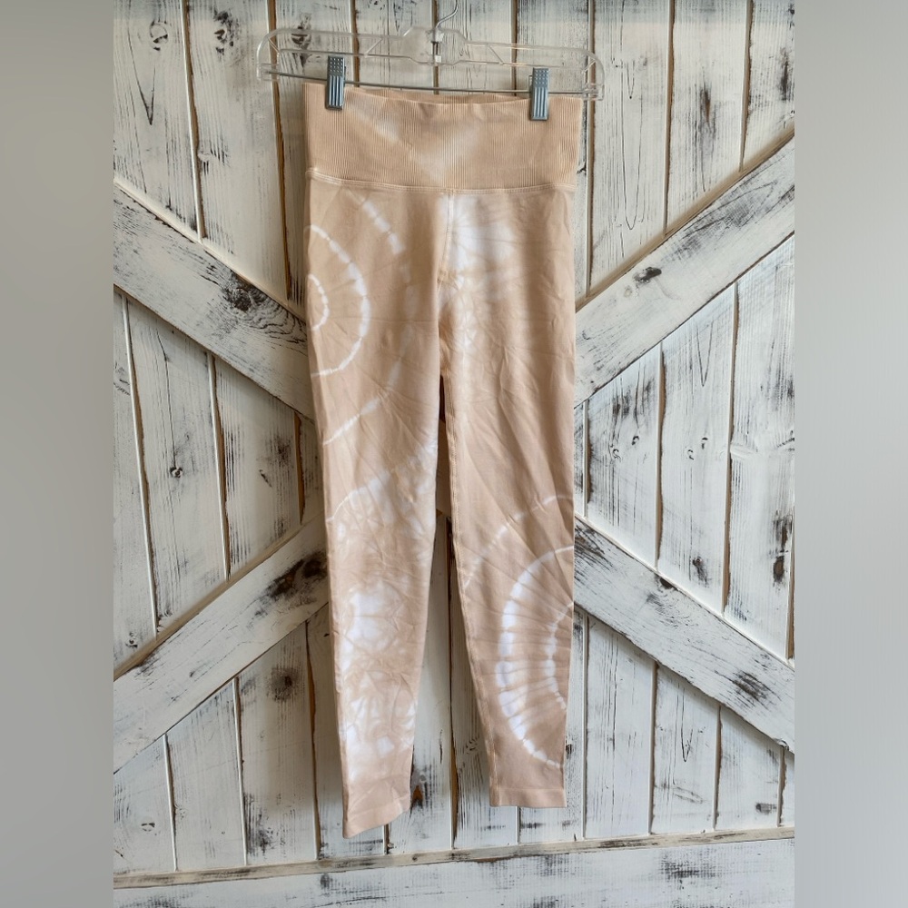 NEW WITH TAGS Aerie Offline Beige and Orange Tie-Die Leggings Size XS